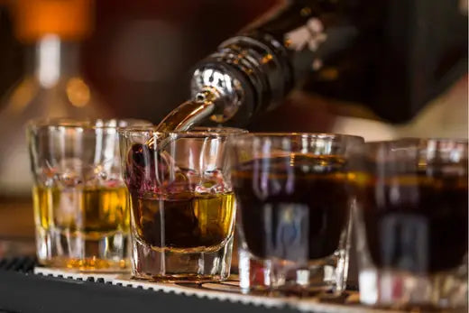 Cách Uống Rượu Rum: Hướng Dẫn Rõ Ràng