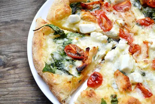 Tạo Hương Vị Nhà Hàng Ý Yêu Thích Của Bạn Với Cách Làm Pizza