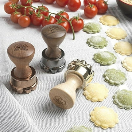 Marcato | Pasta Molds & Stamps | Dao Cắt Hình Hoa