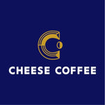 Một logo hình chữ "C" màu vàng với văn bản đọc "CHEESE COFFEE" ở dưới trên nền xanh hải quân.